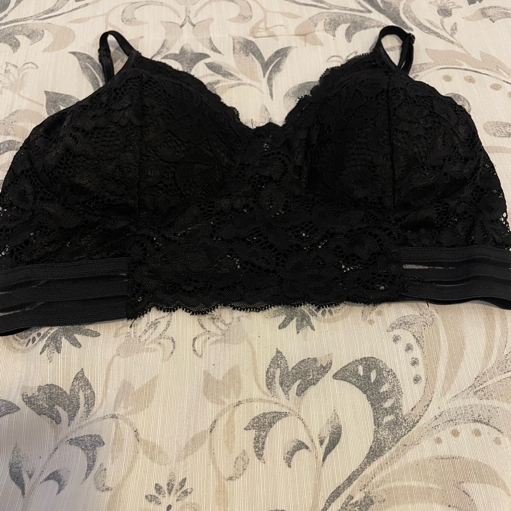 Fashion Nova Black Lace Bralette